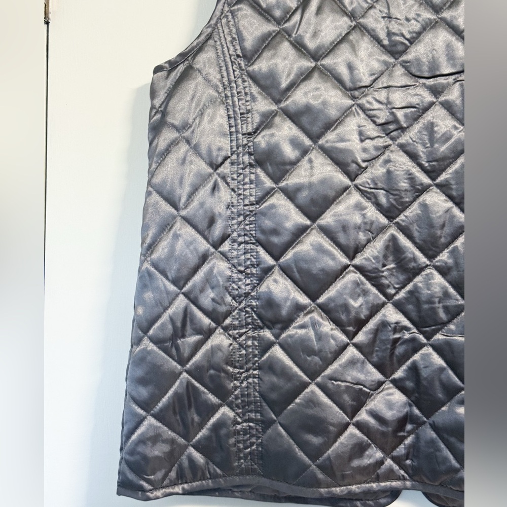Covington Silver Gray Quilted Vest Women’s L Faux Fur Collar Zip Front - Picture 13 of 16
